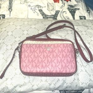 Michael Kors cross body satchel!